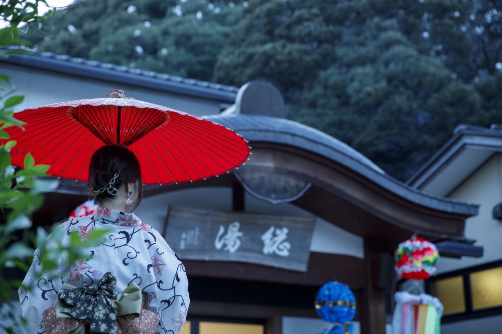 粟津温泉街